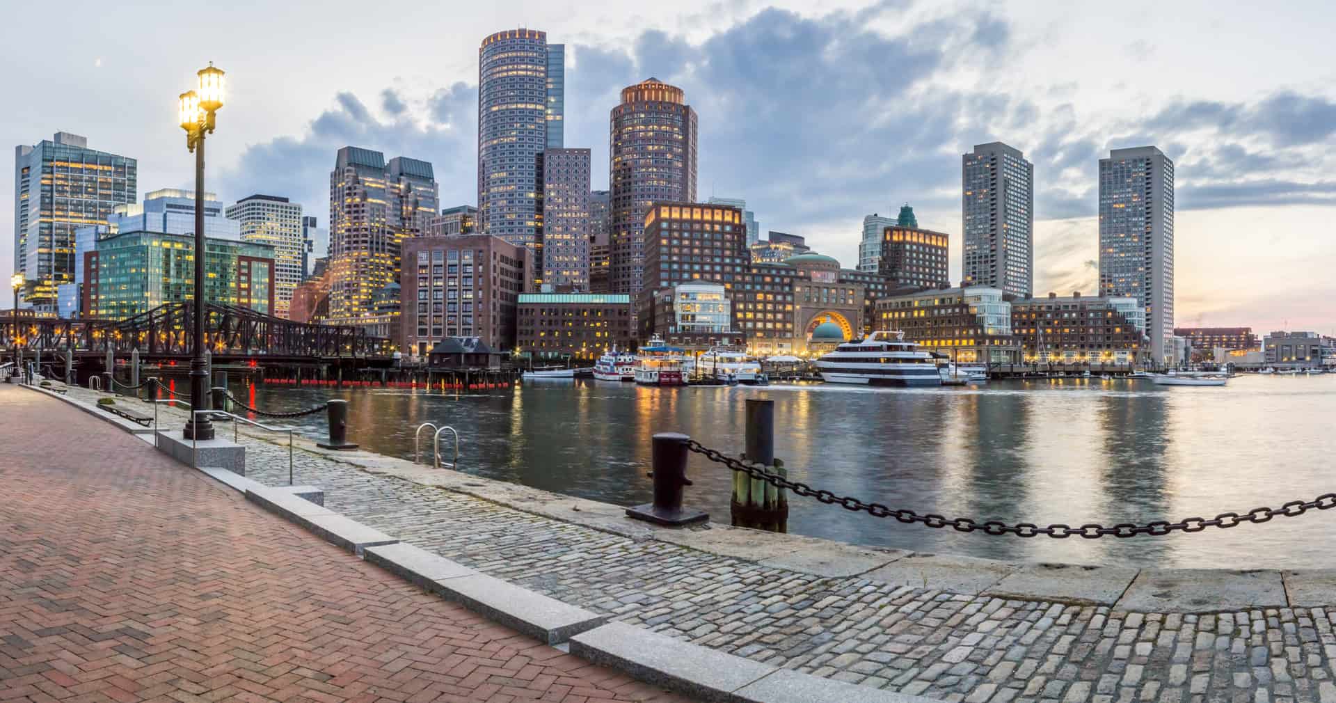 Living in Back Bay Boston | 🤷 Should You Move to Back Bay?